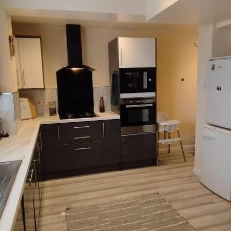 Edinburgh Villa 3 Bed Rooms House In Edinburgh - Private Parking Exterior photo
