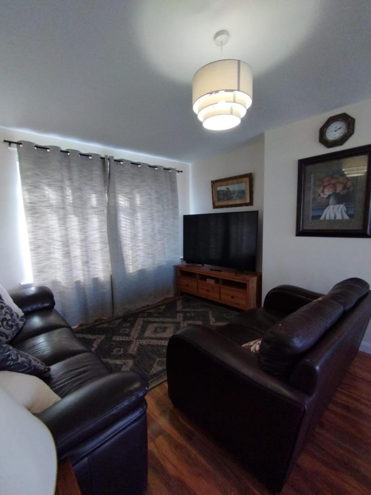 Edinburgh Villa 3 Bed Rooms House In Edinburgh - Private Parking Exterior photo