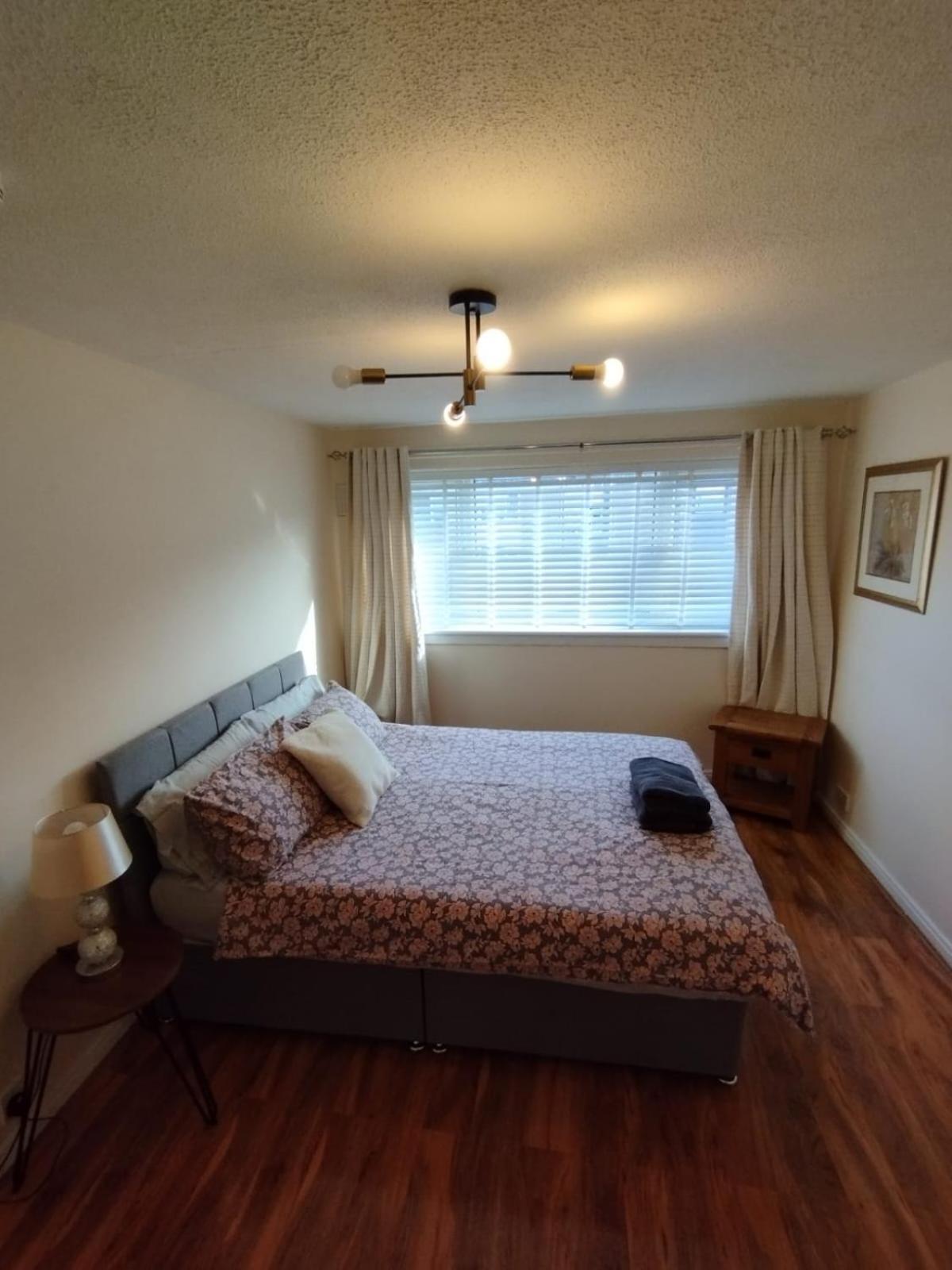 Edinburgh Villa 3 Bed Rooms House In Edinburgh - Private Parking Exterior photo