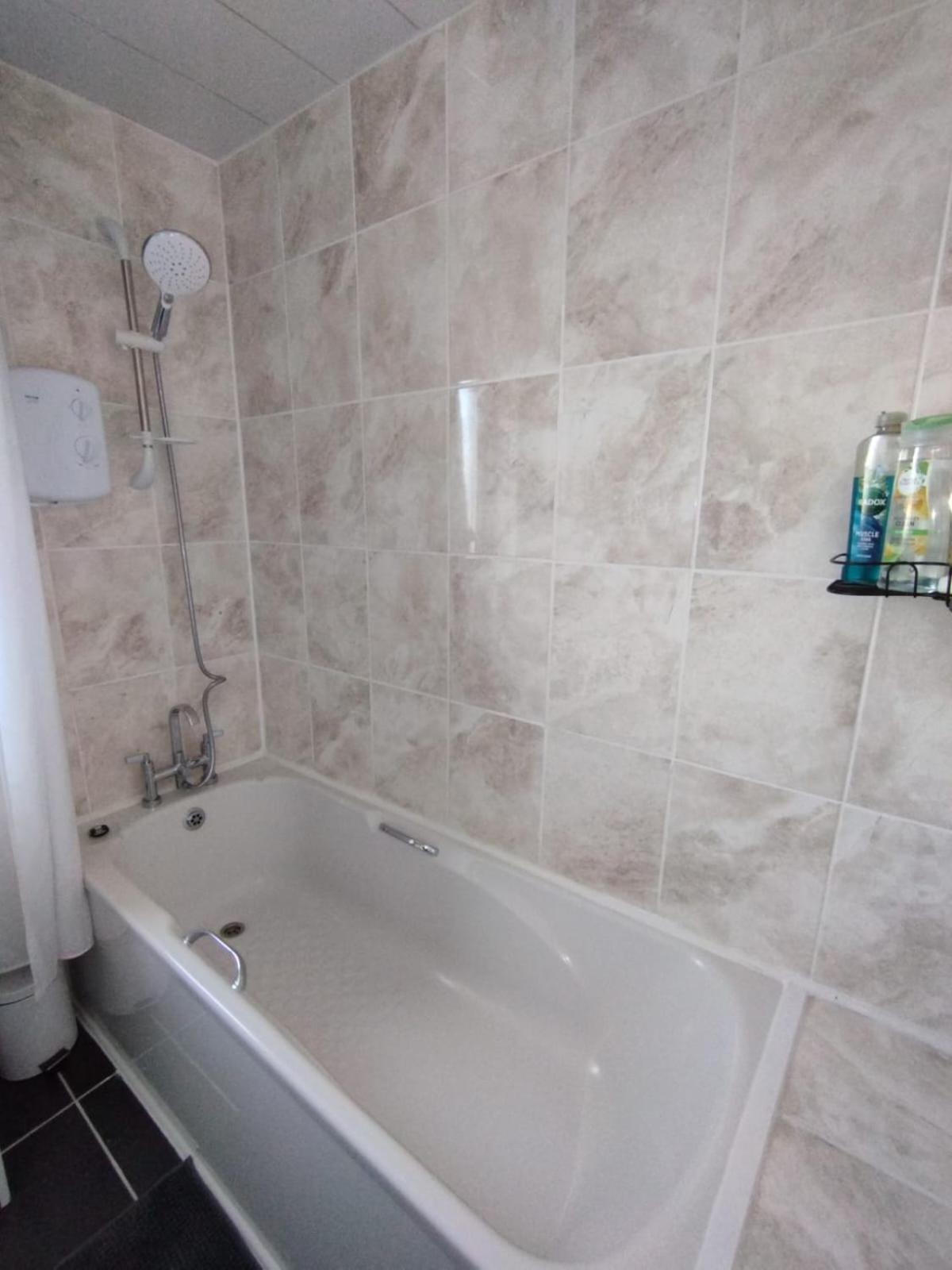 Edinburgh Villa 3 Bed Rooms House In Edinburgh - Private Parking Exterior photo